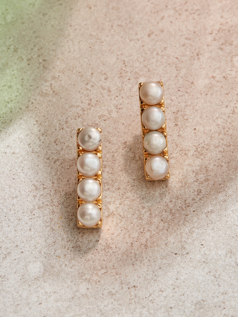 Pearl bar store earrings